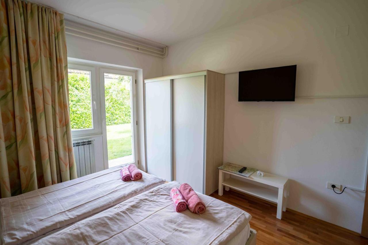 Soraja Apartments איזולה מראה חיצוני תמונה